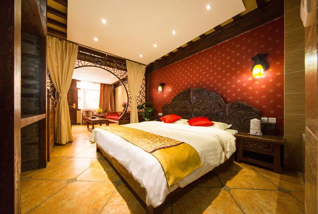 He Mu Ju Inn Zhongyi Branch Lệ Giang Ngoại thất bức ảnh