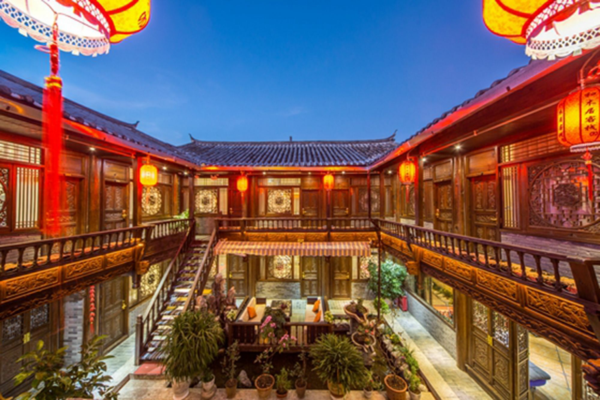 He Mu Ju Inn Zhongyi Branch Lệ Giang Ngoại thất bức ảnh
