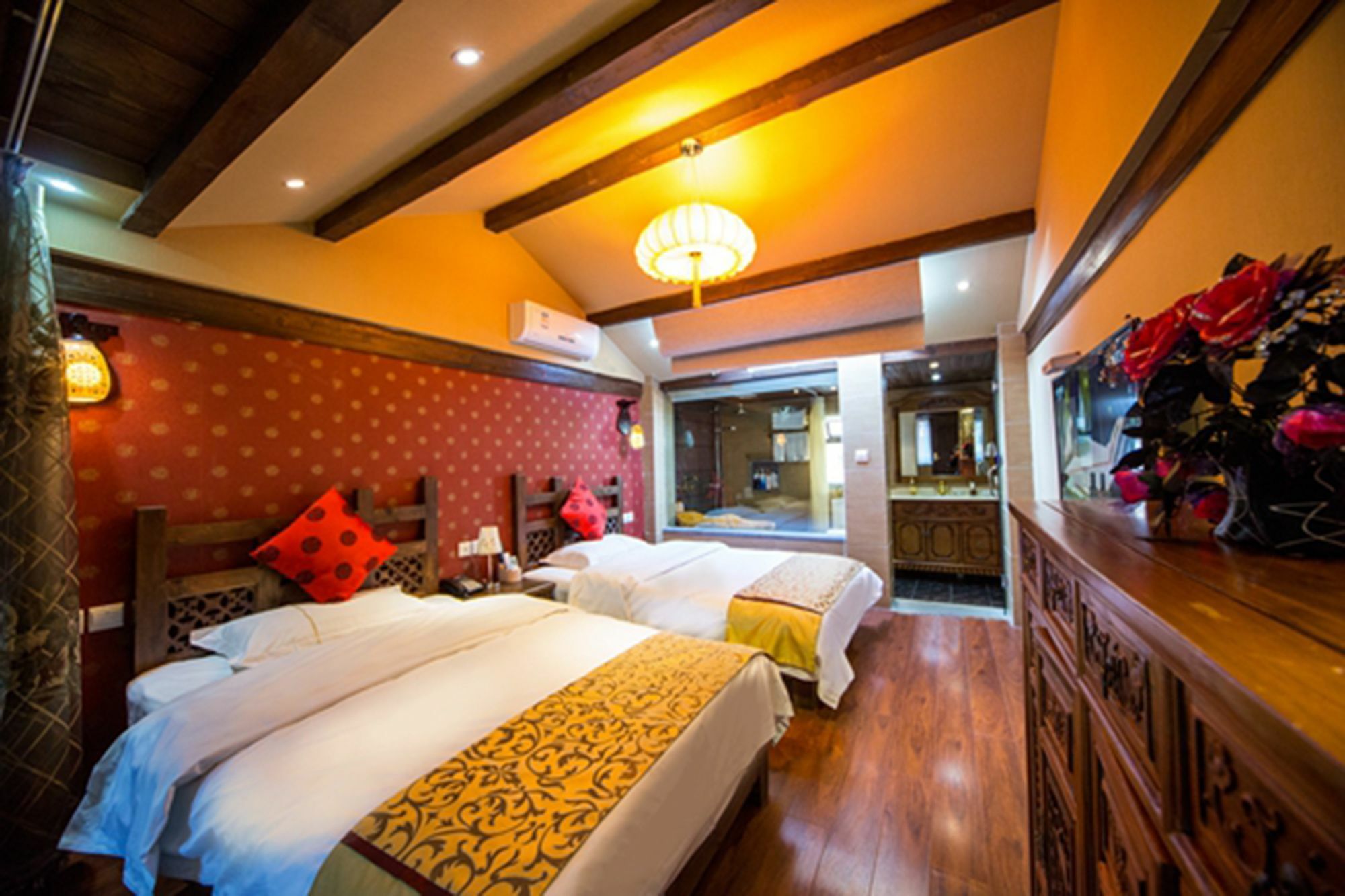 He Mu Ju Inn Zhongyi Branch Lệ Giang Ngoại thất bức ảnh